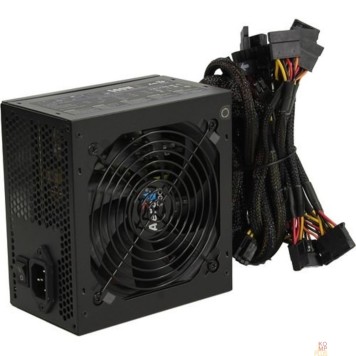 Блок питания Блок питания Aerocool KCAS PLUS 500W <500W, (20+4+4+4) pin, 2x(6+2) pin, 6xSATA, 4xMolex, 12 см, 80+ Bronze, кабель питания, ATX> RTL