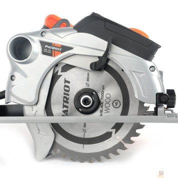 Пила PATRIOT CS190 Пила циркулярная 190301640 { 1500Вт, литая платформа, пильный диск 190х30 мм 
}-1