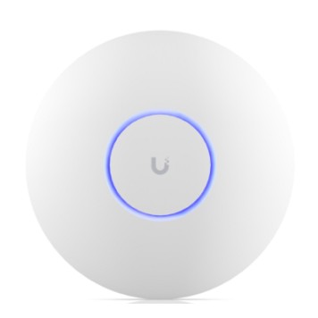 Сетевое оборудование UBIQUITI U7-pro Max Точка доступа 2,4+5+6 ГГц, Wi-Fi 7, 4х4 MIMO, PoE+, 1х 2,5G RJ45