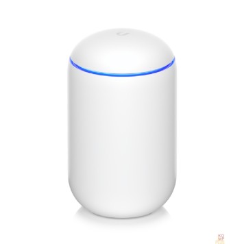 Сетевое оборудование UBIQUITI UDM Маршрутизатор 802.11ac 4х4 Wave 2, 2Гб RAM, 4-core CPU, 4х LAN, 1x Wan-2